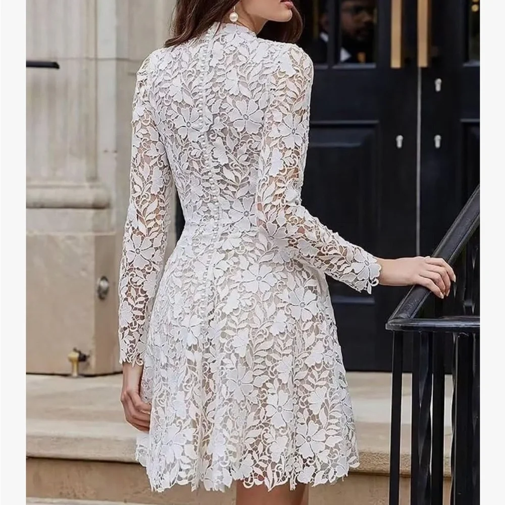 Women’s Short Lace Wedding Dress- size 10US - Picture 2 of 13